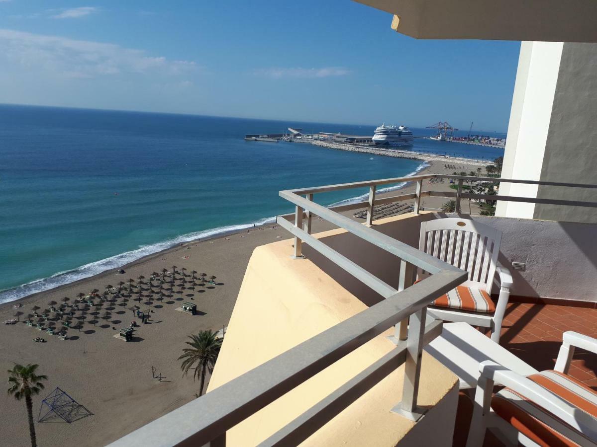 Primera linea de playa 4 Malaga Bagian luar foto