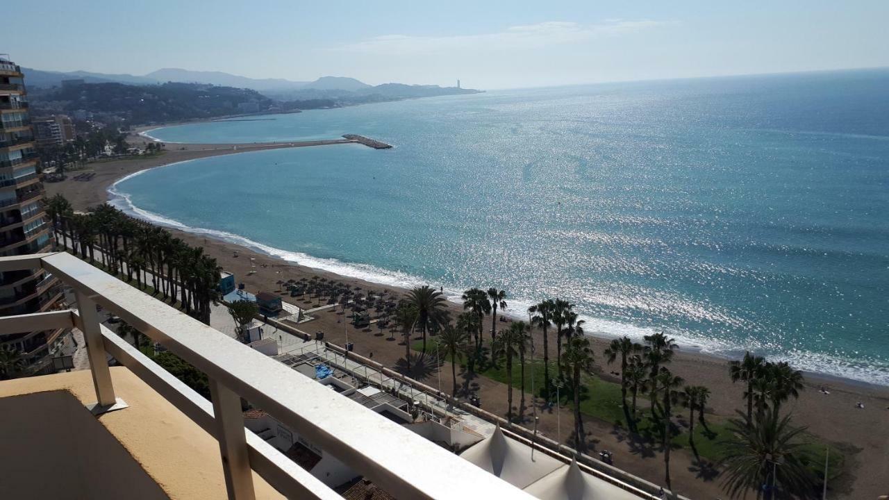 Primera linea de playa 4 Malaga Bagian luar foto
